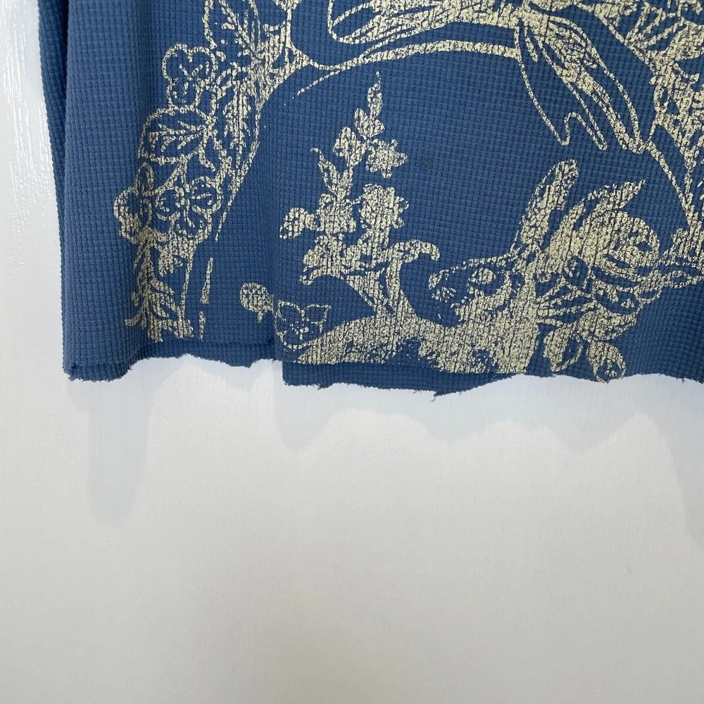Free People x Vintage Souls RARE Blue Waffle Knit Graphic Top Distressed Size XS